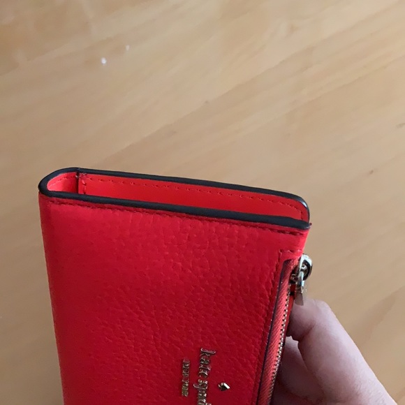 Kate Spade Wallet - Picture 4 of 7